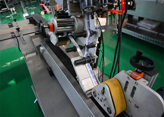 Good price High Speed Pharma Labeling Machine For Small Round Bottles, Precise Labeling with Double Inspection Station online